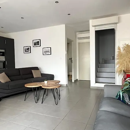 Storia Di Blue Apartment *